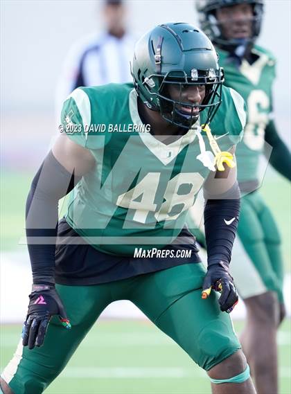 Thumbnail 2 in DeSoto vs. Southlake Carroll (UIL 6A D2 Semifinal Playoff) photogallery.