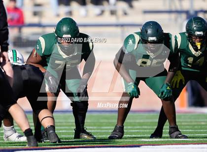 Thumbnail 2 in DeSoto vs. Southlake Carroll (UIL 6A D2 Semifinal Playoff) photogallery.