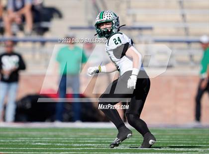 Thumbnail 2 in DeSoto vs. Southlake Carroll (UIL 6A D2 Semifinal Playoff) photogallery.