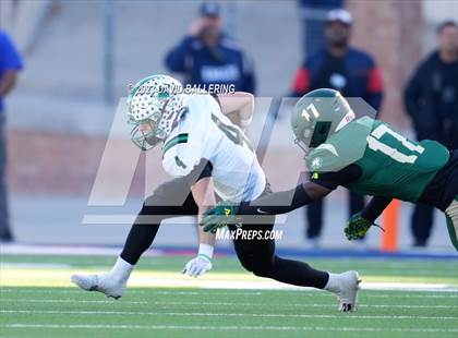 Thumbnail 3 in DeSoto vs. Southlake Carroll (UIL 6A D2 Semifinal Playoff) photogallery.