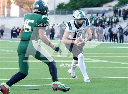Thumbnail 2 in DeSoto vs. Southlake Carroll (UIL 6A D2 Semifinal Playoff) photogallery.