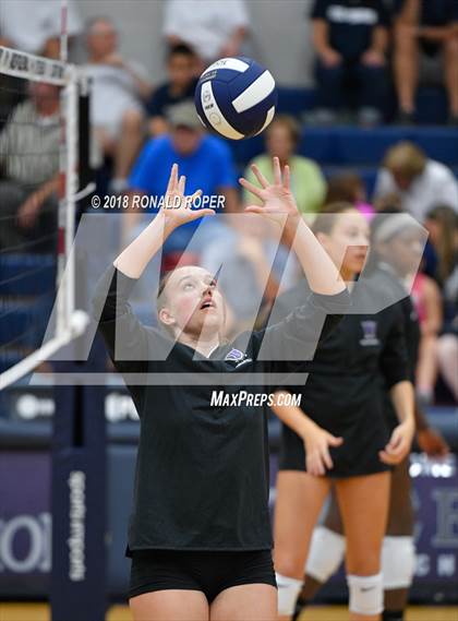 Thumbnail 2 in Independence @ Wylie East photogallery.