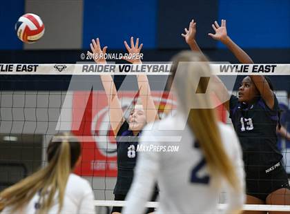 Thumbnail 3 in Independence @ Wylie East photogallery.