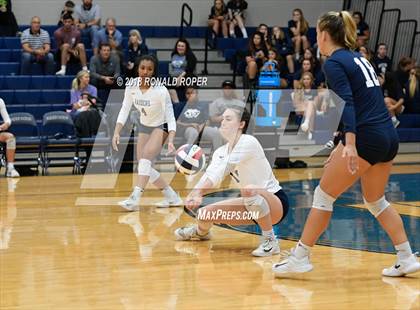 Thumbnail 1 in Independence @ Wylie East photogallery.