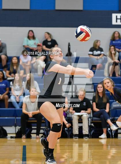Thumbnail 2 in Independence @ Wylie East photogallery.