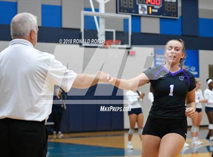 Thumbnail 1 in Independence @ Wylie East photogallery.