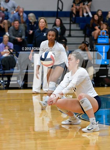 Thumbnail 1 in Independence @ Wylie East photogallery.