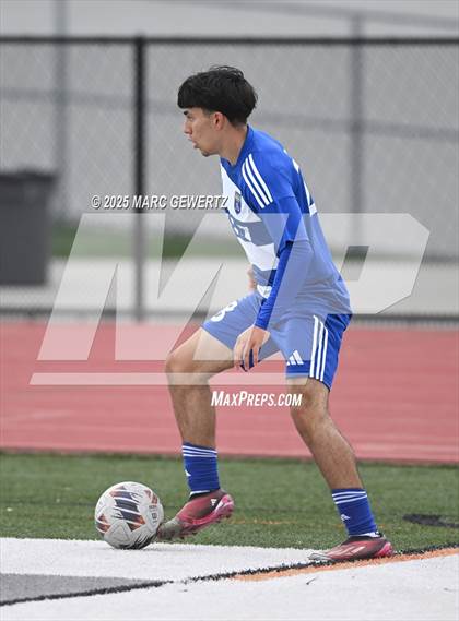 Thumbnail 1 in Sultana vs. Bishop Amat (CIF-SS Divison 1 Final) photogallery.