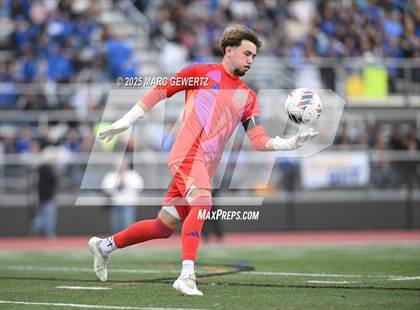 Thumbnail 3 in Sultana vs. Bishop Amat (CIF-SS Divison 1 Final) photogallery.