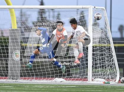 Thumbnail 3 in Sultana vs. Bishop Amat (CIF-SS Divison 1 Final) photogallery.