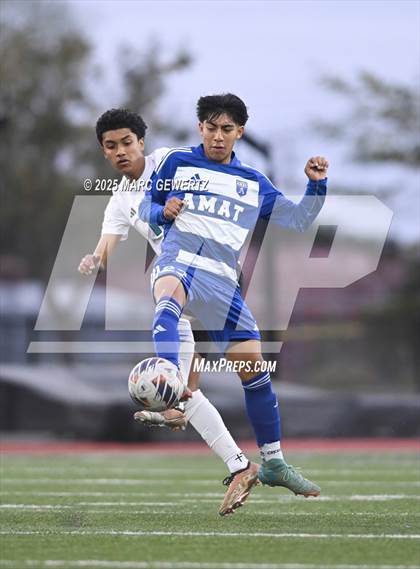 Thumbnail 2 in Sultana vs. Bishop Amat (CIF-SS Divison 1 Final) photogallery.