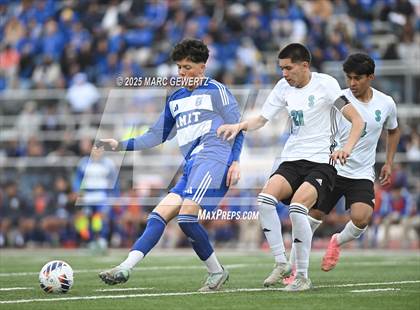 Thumbnail 3 in Sultana vs. Bishop Amat (CIF-SS Divison 1 Final) photogallery.