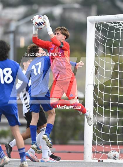 Thumbnail 3 in Sultana vs. Bishop Amat (CIF-SS Divison 1 Final) photogallery.