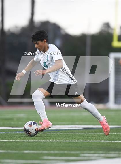 Thumbnail 2 in Sultana vs. Bishop Amat (CIF-SS Divison 1 Final) photogallery.