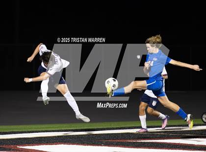 Thumbnail 1 in Lewisburg vs Gulfport photogallery.