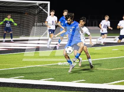 Thumbnail 2 in Lewisburg vs Gulfport photogallery.