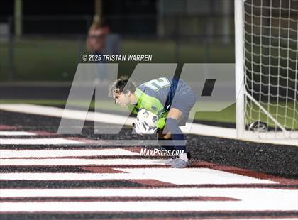 Thumbnail 3 in Lewisburg vs Gulfport photogallery.