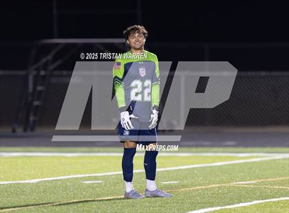 Thumbnail 3 in Lewisburg vs Gulfport photogallery.