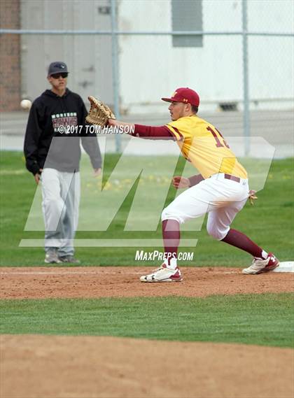 Thumbnail 2 in Rocky Mountain vs Horizon photogallery.