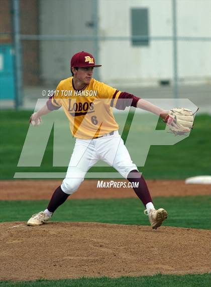 Thumbnail 2 in Rocky Mountain vs Horizon photogallery.