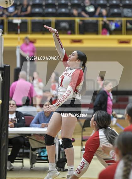 Thumbnail 1 in Cobre vs. Taos photogallery.