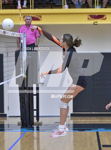 Thumbnail 2 in Cobre vs. Taos photogallery.