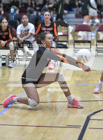 Thumbnail 3 in Cobre vs. Taos photogallery.