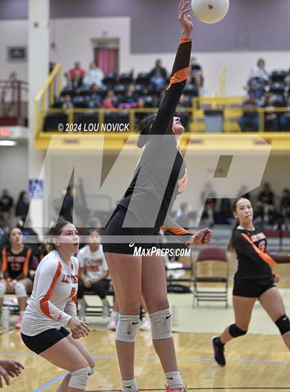 Thumbnail 3 in Cobre vs. Taos photogallery.