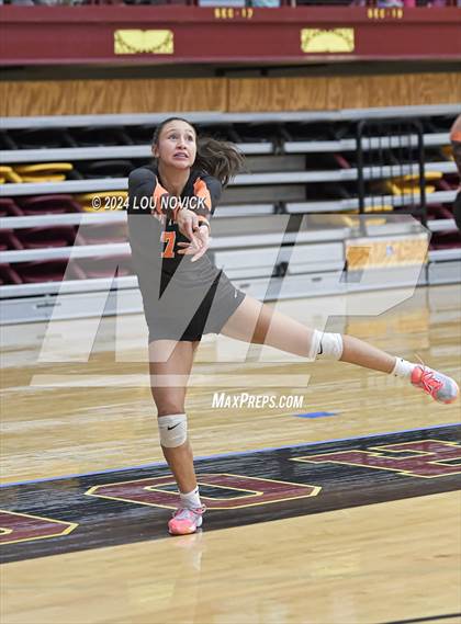 Thumbnail 3 in Cobre vs. Taos photogallery.