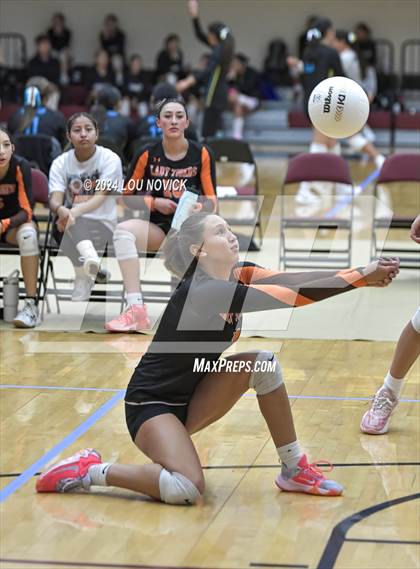 Thumbnail 1 in Cobre vs. Taos photogallery.