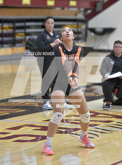 Thumbnail 3 in Cobre vs. Taos photogallery.
