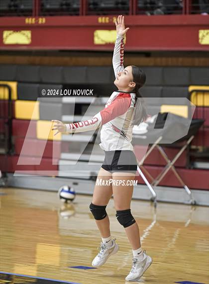 Thumbnail 2 in Cobre vs. Taos photogallery.