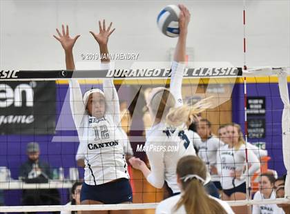 Thumbnail 2 in Sierra Canyon vs. Marin Catholic (Durango Fall Classic) photogallery.