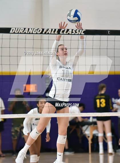 Thumbnail 1 in Sierra Canyon vs. Marin Catholic (Durango Fall Classic) photogallery.