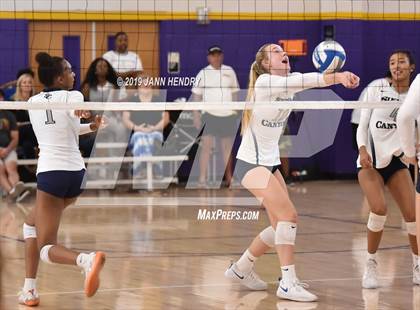 Thumbnail 3 in Sierra Canyon vs. Marin Catholic (Durango Fall Classic) photogallery.
