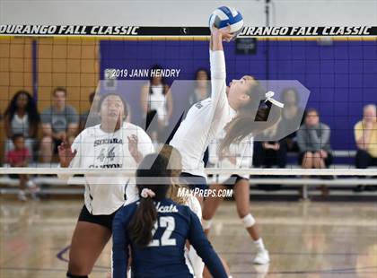 Thumbnail 1 in Sierra Canyon vs. Marin Catholic (Durango Fall Classic) photogallery.
