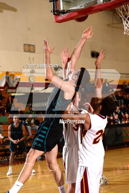 Thumbnail 3 in Renaissance Academy @ La Canada (La Canada Holiday Tournament) photogallery.