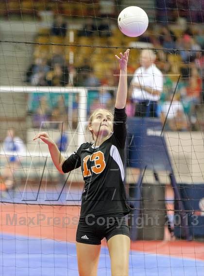 Thumbnail 1 in Eaton vs. Lamar (CHSAA 3A Pool I) photogallery.
