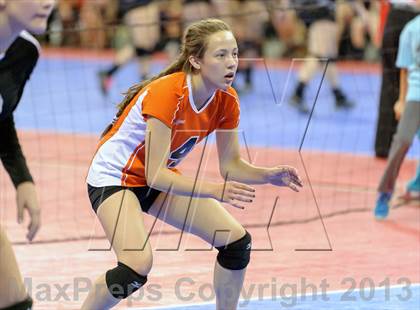 Thumbnail 1 in Eaton vs. Lamar (CHSAA 3A Pool I) photogallery.
