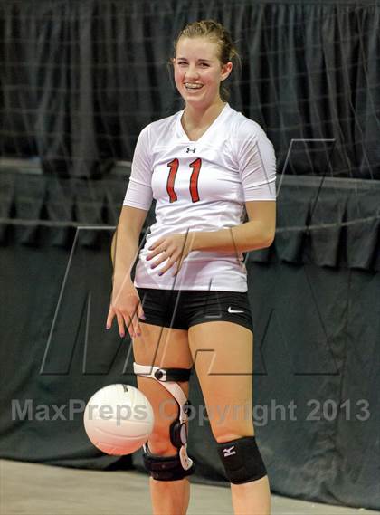Thumbnail 1 in Eaton vs. Lamar (CHSAA 3A Pool I) photogallery.