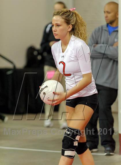 Thumbnail 3 in Eaton vs. Lamar (CHSAA 3A Pool I) photogallery.
