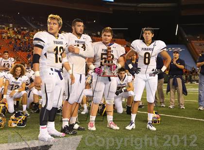 Thumbnail 3 in Kahuku vs. Punahou (HHSAA D1 Final) photogallery.