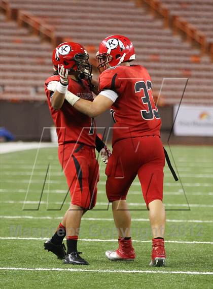 Thumbnail 3 in Kahuku vs. Punahou (HHSAA D1 Final) photogallery.