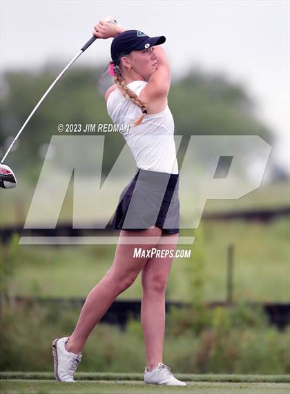 Thumbnail 1 in UIL 4A Girls Golf Finals photogallery.