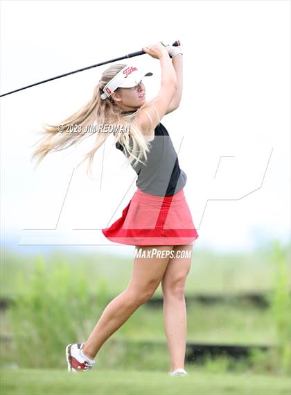 Thumbnail 1 in UIL 4A Girls Golf Finals photogallery.