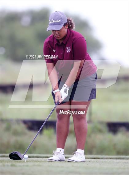 Thumbnail 1 in UIL 4A Girls Golf Finals photogallery.