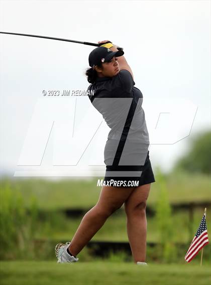 Thumbnail 2 in UIL 4A Girls Golf Finals photogallery.