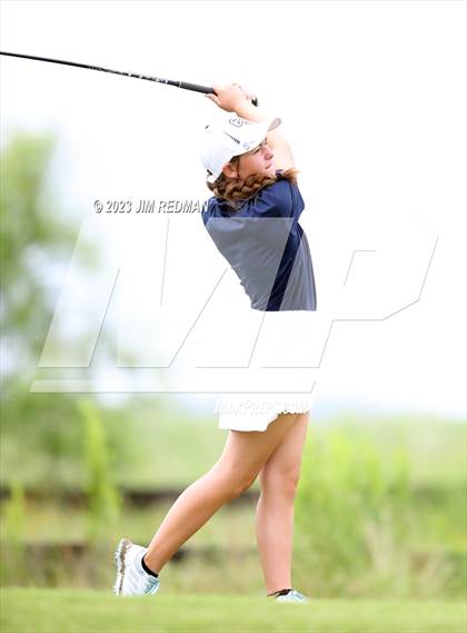 Thumbnail 1 in UIL 4A Girls Golf Finals photogallery.