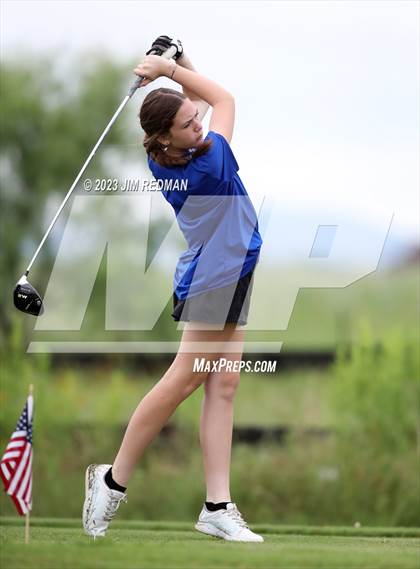 Thumbnail 1 in UIL 4A Girls Golf Finals photogallery.