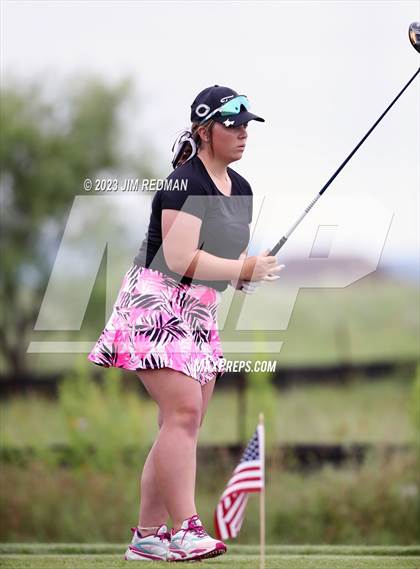 Thumbnail 3 in UIL 4A Girls Golf Finals photogallery.